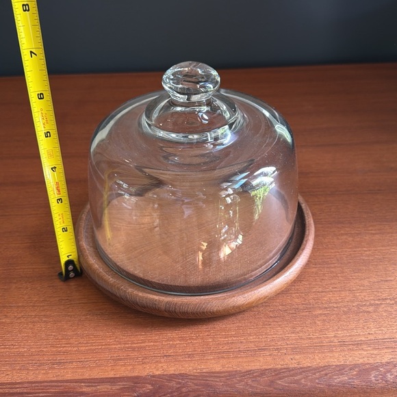 Teakwood cheese dome or butter dish, glass, cover tea, bottom, vintage, and cute - Picture 5 of 5